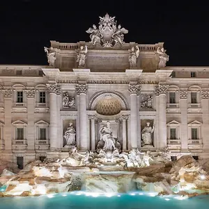 Fontana Di Trevi Luxury Appartamento