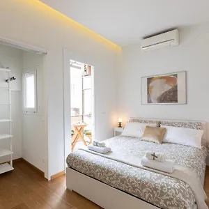 Trevi House Rome